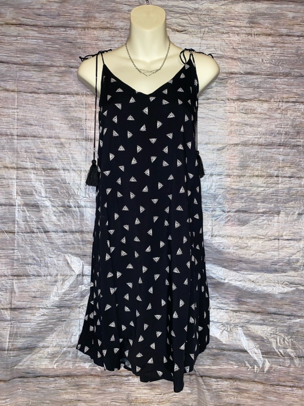 Calista Black & White Swing Dress